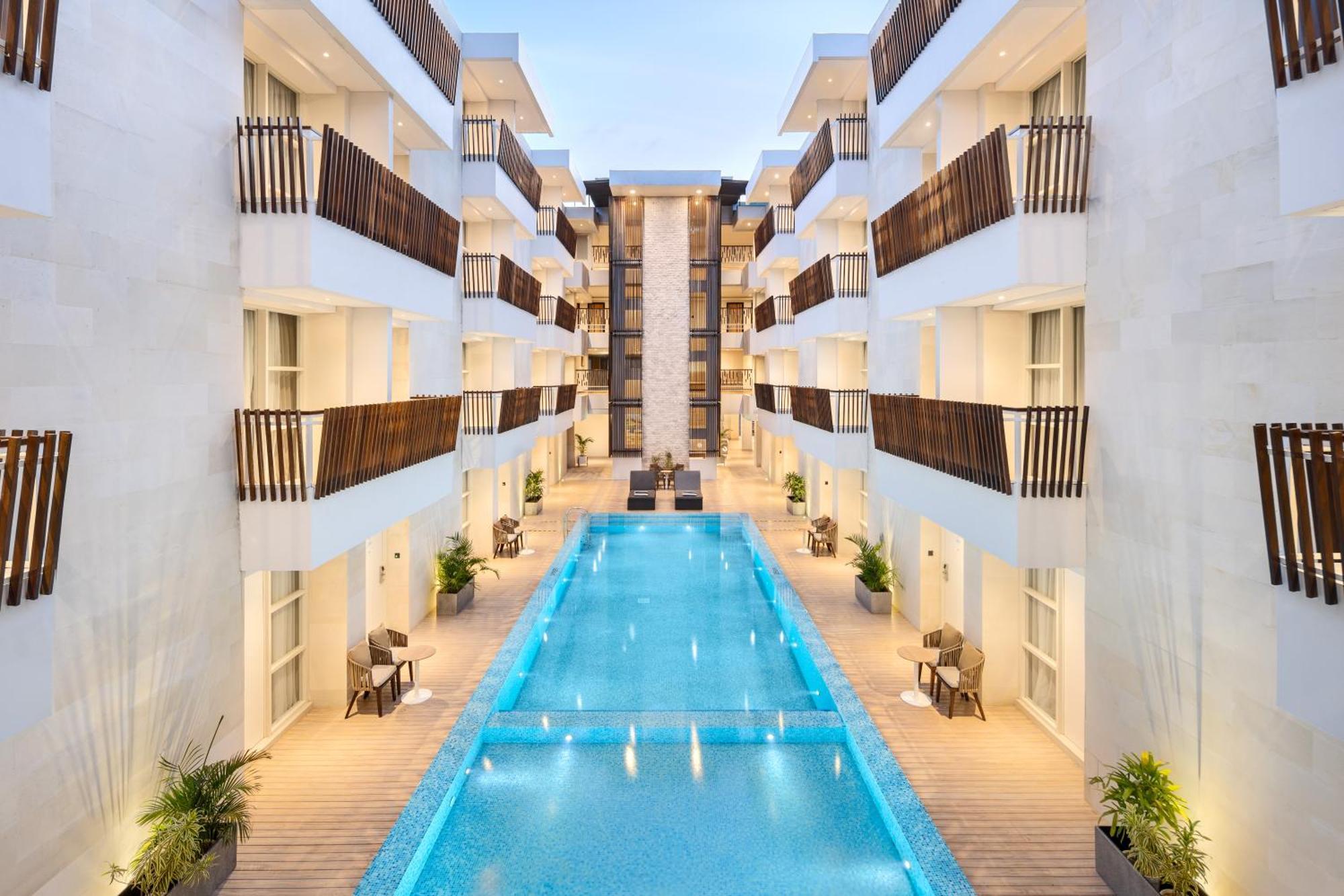 Holiday Inn Express Bali Sunset Road By Ihg Kuta Lombok Eksteriør bilde