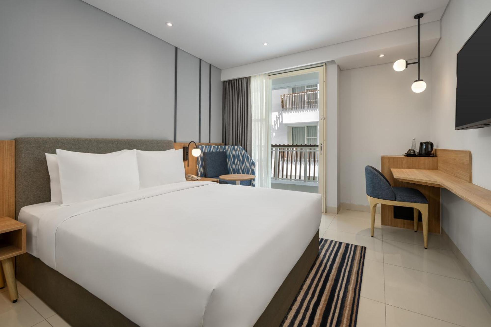 Holiday Inn Express Bali Sunset Road By Ihg Kuta Lombok Eksteriør bilde