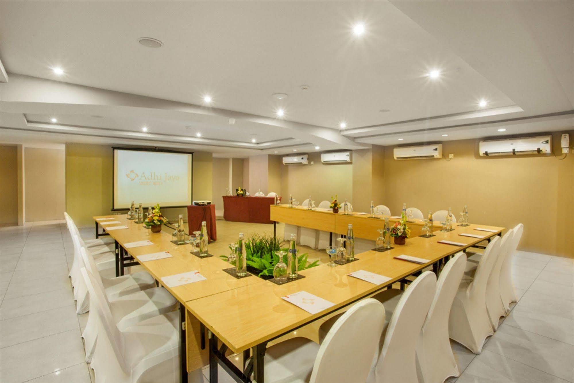 Holiday Inn Express Bali Sunset Road By Ihg Kuta Lombok Eksteriør bilde