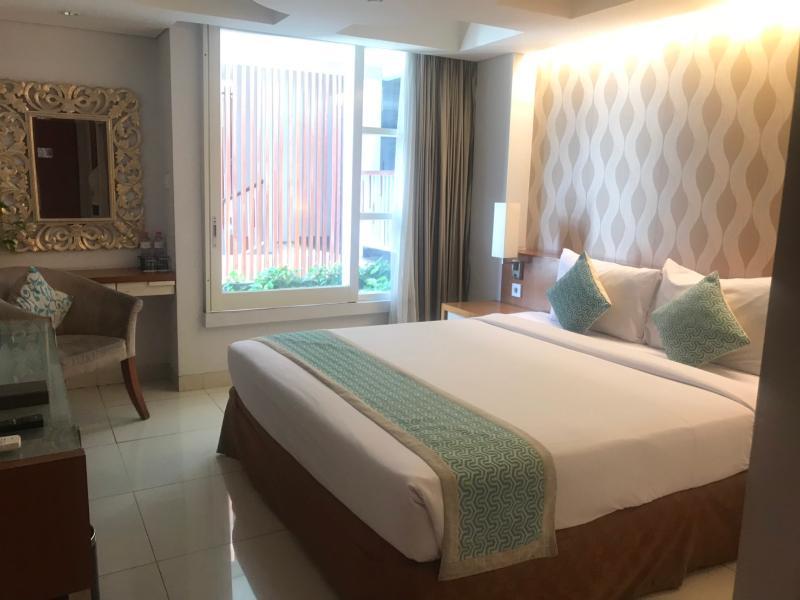 Holiday Inn Express Bali Sunset Road By Ihg Kuta Lombok Eksteriør bilde