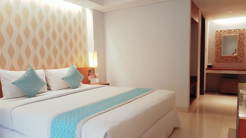 Holiday Inn Express Bali Sunset Road By Ihg Kuta Lombok Eksteriør bilde